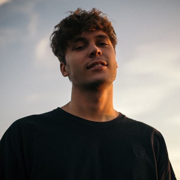 Portrait photo of reader Tom Brown
